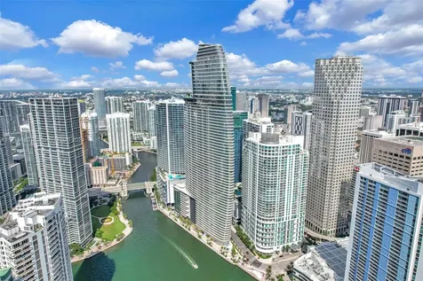 300 Biscayne Boulevard Way Miami FL 33131