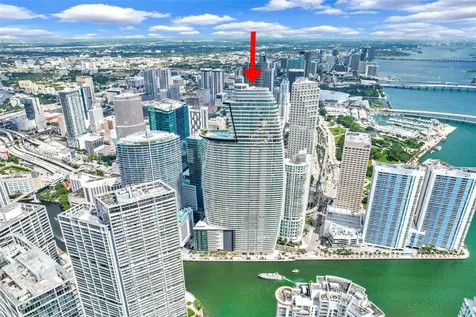 300 Biscayne Boulevard Way Miami FL 33131