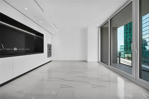 300 Biscayne Boulevard Way Miami FL 33131