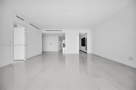 300 Biscayne Boulevard Way Miami FL 33131