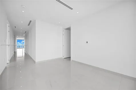 300 Biscayne Boulevard Way Miami FL 33131