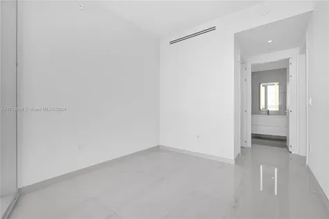 300 Biscayne Boulevard Way Miami FL 33131