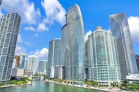 300 Biscayne Boulevard Way Miami FL 33131