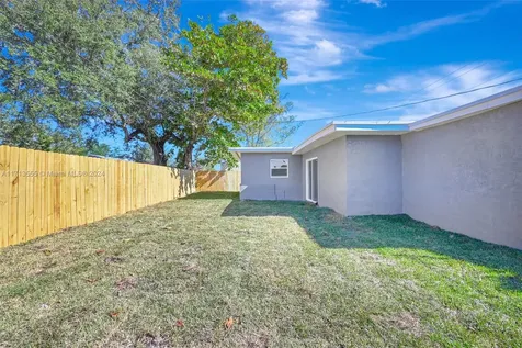 1915 NW 83rd Street Miami FL 33147