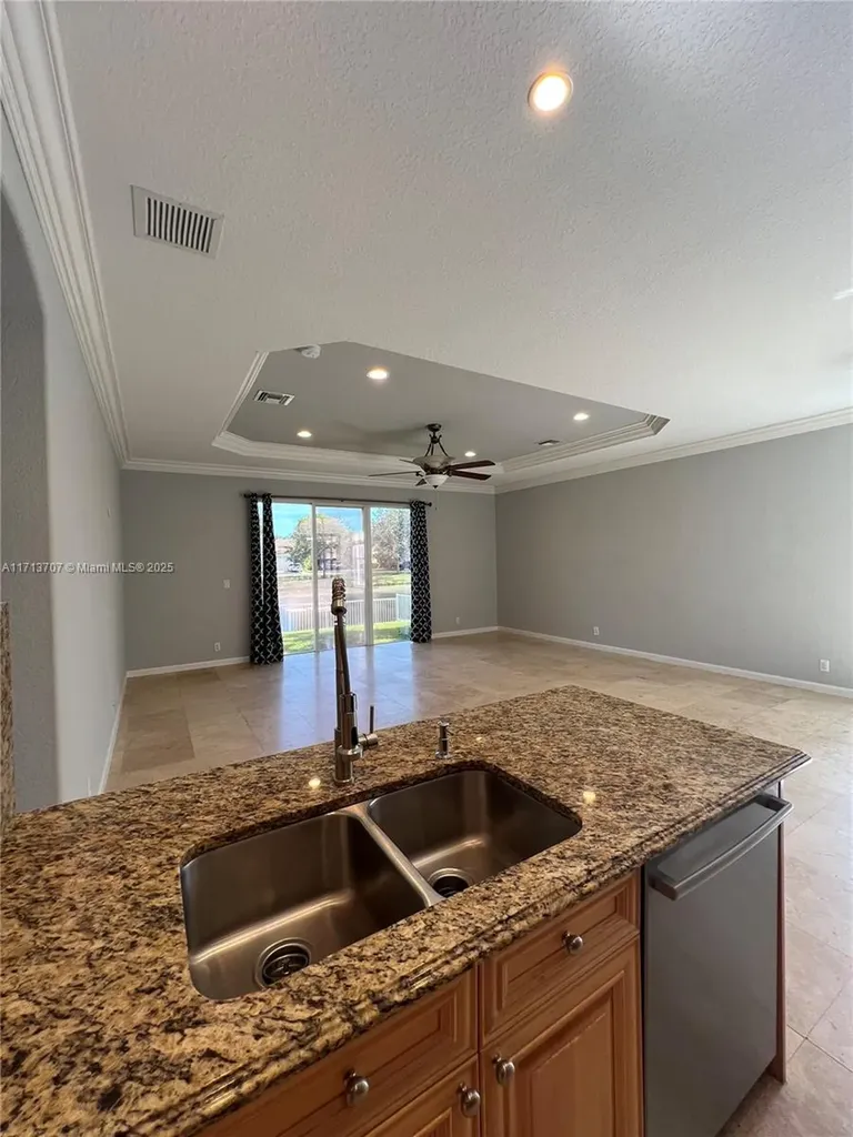 1181 W Magnolia Circle Delray Beach FL 33445