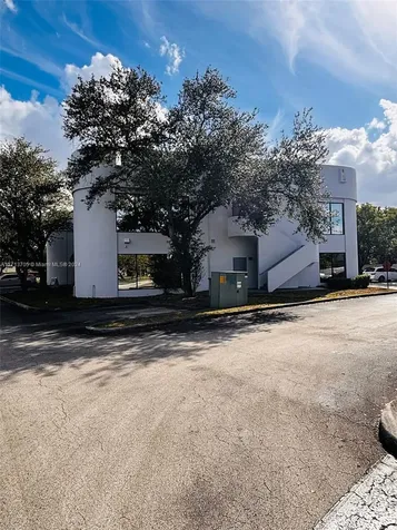 701 Promenade Drive Pembroke Pines FL 33026