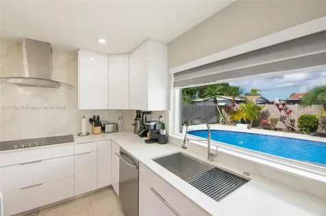 9021 NW 20th Street Pembroke Pines FL 33024