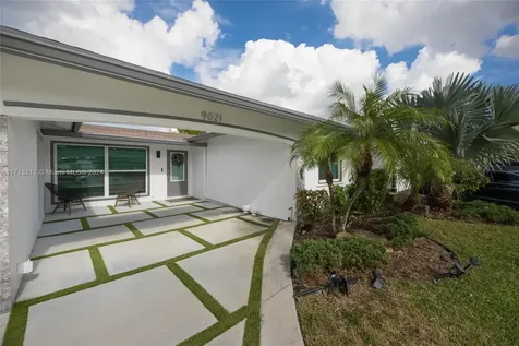 9021 NW 20th Street Pembroke Pines FL 33024