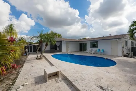 9021 NW 20th Street Pembroke Pines FL 33024