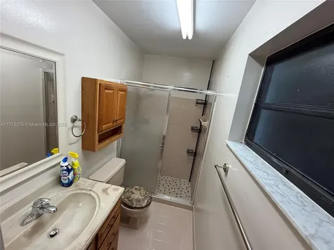 8441 NW 8th Street Pembroke Pines FL 33024
