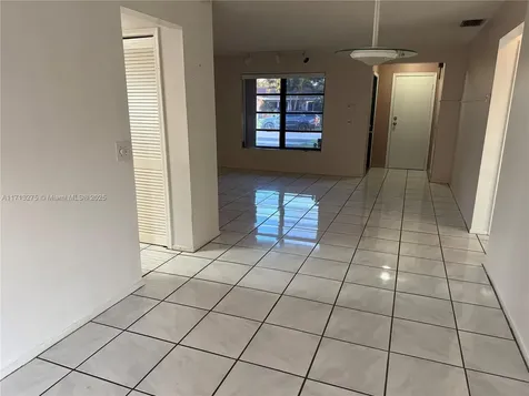8441 NW 8th Street Pembroke Pines FL 33024