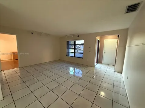 8441 NW 8th Street Pembroke Pines FL 33024