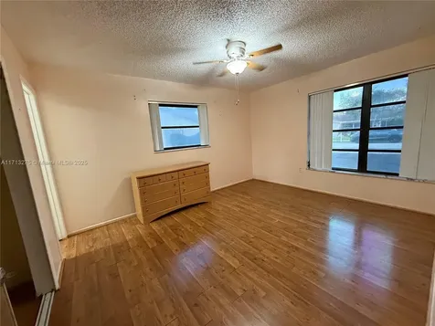 8441 NW 8th Street Pembroke Pines FL 33024