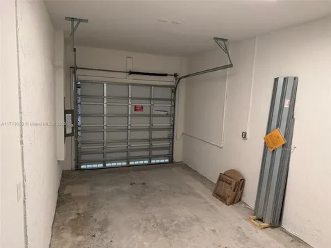 2876 SE 25 Avenue Homestead FL 33035