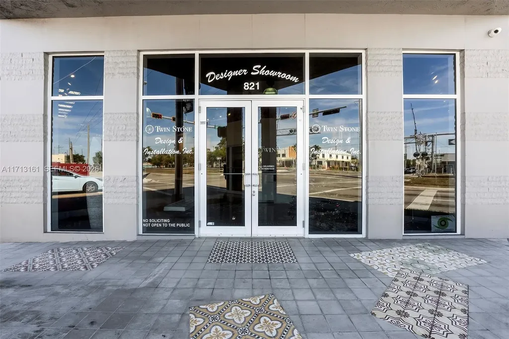 821 N 21st Avenue Hollywood FL 33020