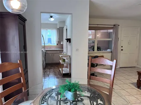 160 NE 8th Avenue Hallandale Beach FL 33009