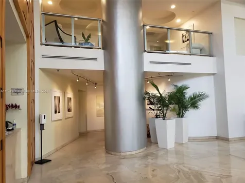 2080 S Ocean Drive Hallandale Beach FL 33009