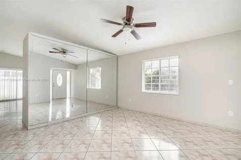 7375 W 35th Avenue Hialeah FL 33018