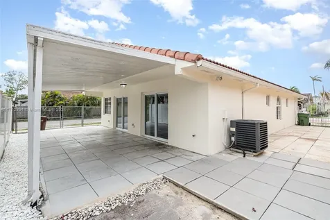 7375 W 35th Avenue Hialeah FL 33018