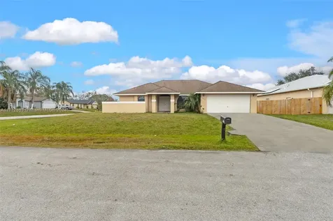 1800 Rawdon Street NW Palm Bay FL 32907