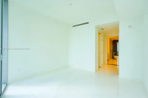 300 Biscayne Boulevard Way Miami FL 33131