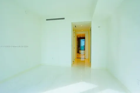 300 Biscayne Boulevard Way Miami FL 33131
