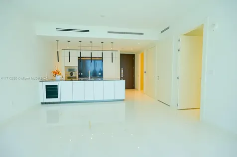 300 Biscayne Boulevard Way Miami FL 33131