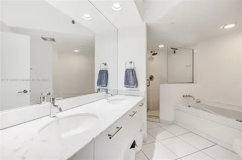 55 SE 6th Street Miami FL 33131