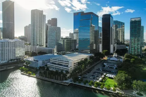 55 SE 6th Street Miami FL 33131