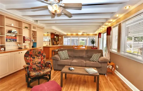 2155 NE 171st Street North Miami Beach FL 33162