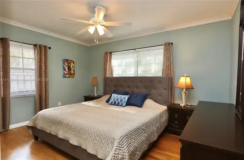 2155 NE 171st Street North Miami Beach FL 33162