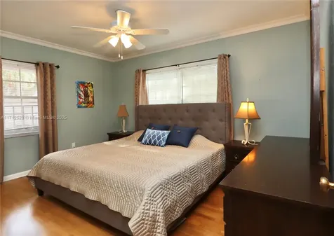 2155 NE 171st Street North Miami Beach FL 33162
