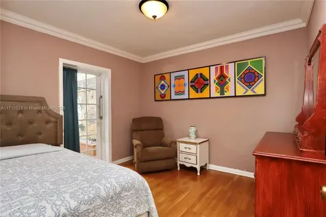 2155 NE 171st Street North Miami Beach FL 33162