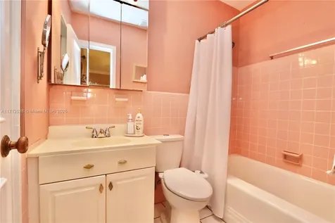 2155 NE 171st Street North Miami Beach FL 33162
