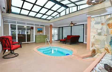 2155 NE 171st Street North Miami Beach FL 33162