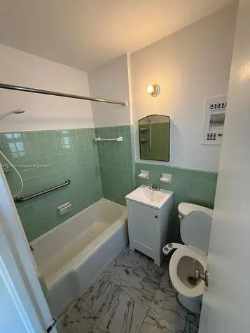 10074 E Bay Harbor Drive Bay Harbor Islands FL 33154