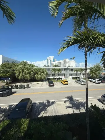 10074 E Bay Harbor Drive Bay Harbor Islands FL 33154