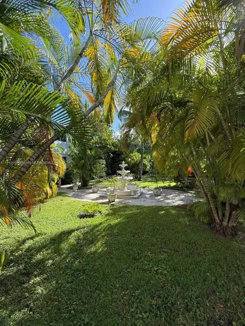 10074 E Bay Harbor Drive Bay Harbor Islands FL 33154