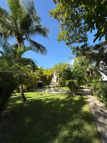 10074 E Bay Harbor Drive Bay Harbor Islands FL 33154