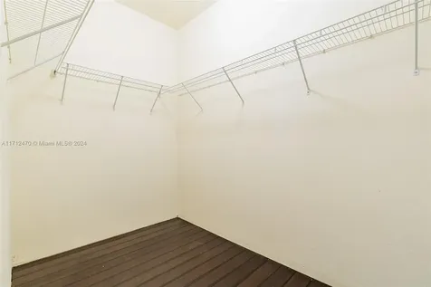 10446 SW 227th Terrace Miami FL 33190