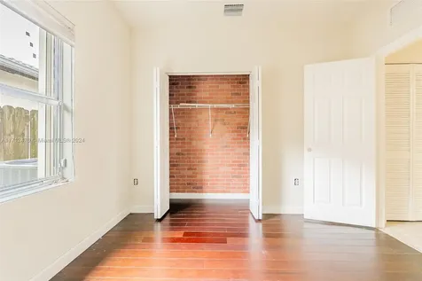 10446 SW 227th Terrace Miami FL 33190