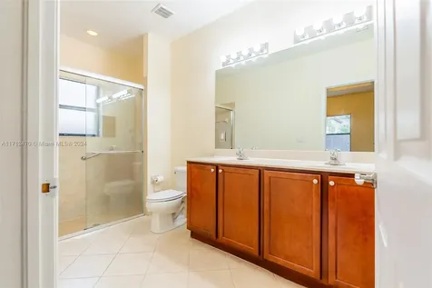 10446 SW 227th Terrace Miami FL 33190