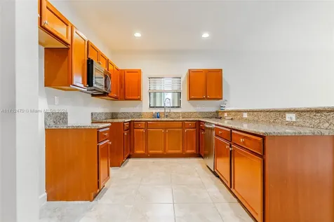 10446 SW 227th Terrace Miami FL 33190