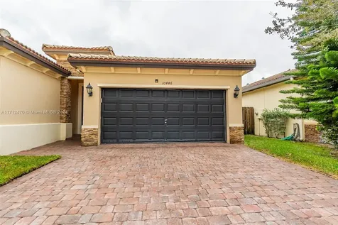 10446 SW 227th Terrace Miami FL 33190
