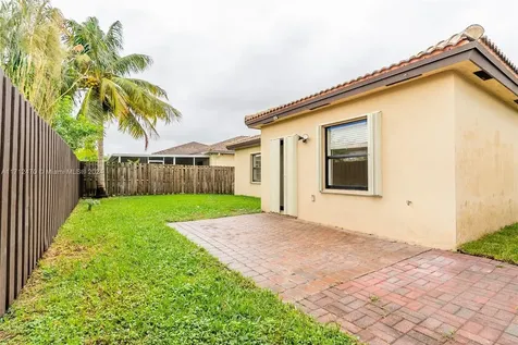 10446 SW 227th Terrace Miami FL 33190