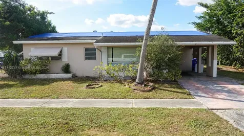 310 N 72nd Way Hollywood FL 33024