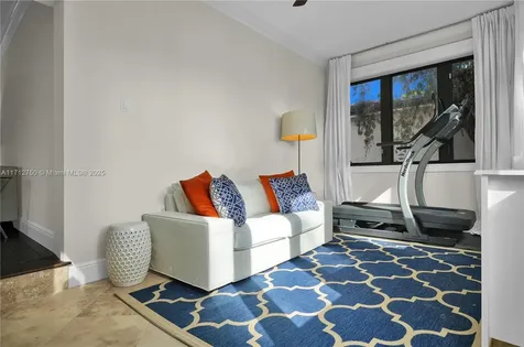 311 S Fluvia Avenue Coral Gables FL 33134