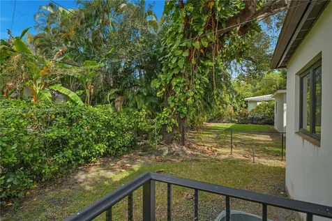 311 S Fluvia Avenue Coral Gables FL 33134