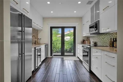 311 S Fluvia Avenue Coral Gables FL 33134