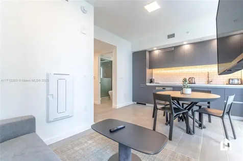227 NE 2nd Street Miami FL 33132
